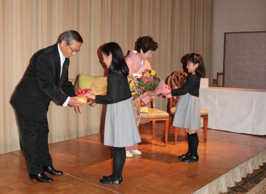 ���M�j���摜