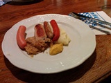 フュッセンでのソーセージ料理