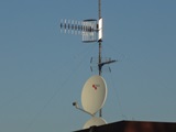ホテル建物のテレビアンテナ