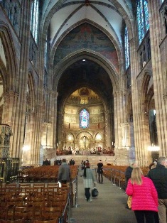 ノートルダム大聖堂の祭壇 ストラスブール ノートルダム大聖堂の祭壇 ストラスブール