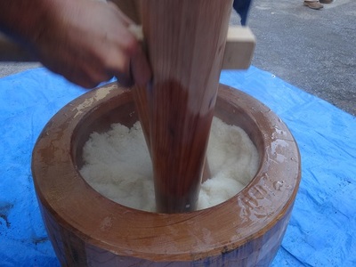 昨年　餅つき　四谷2丁目　12月中旬土曜日　 Make rice cake　Yotsuya 2cho
