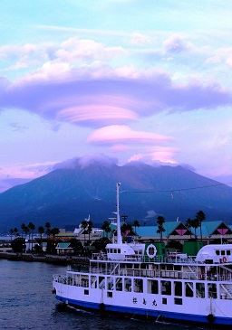 桜島上空にＵＦО出現！