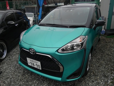 新車のシエンタ
