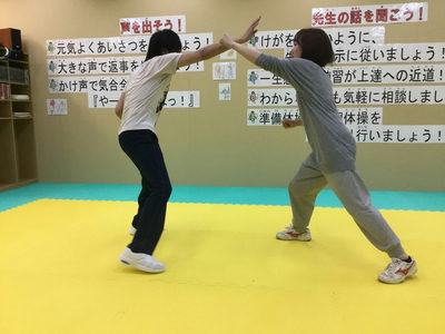一般アクションクラス