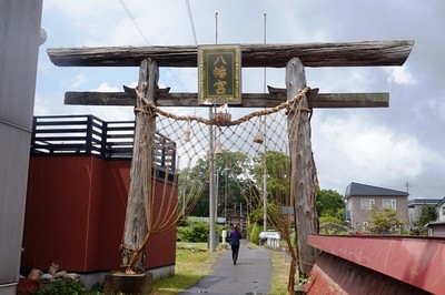 西田澤八幡宮　鳥居