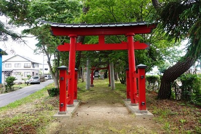 左堰稲荷神社　鳥居