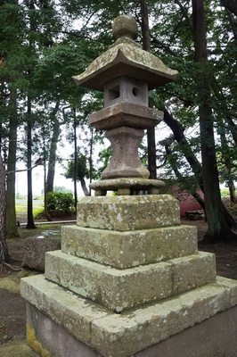 灯籠　六枚橋熊野宮