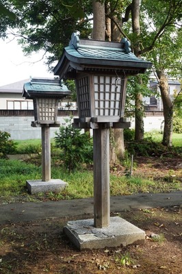 灯籠　西田沢神社