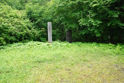 森林軌道殉職碑