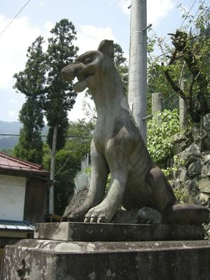 三峯神社参道