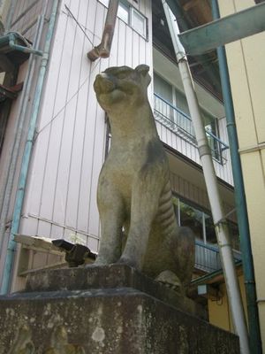 三峯神社参道