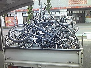 不法投棄自転車撤去  