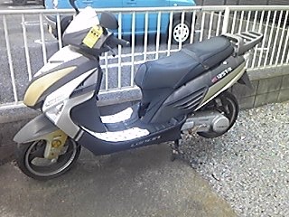 中国製バイク有料