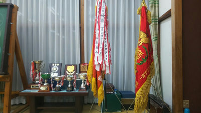 忘年会 今年獲得したトロフィーなど