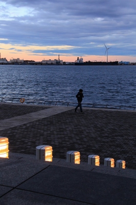 横浜