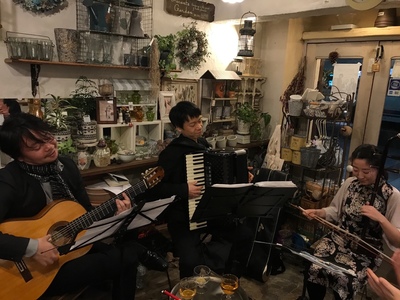 欅カフェ さん ライブ