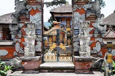 死者の寺院