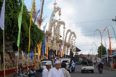 ペンジョール Penjor