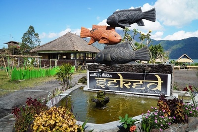 WARUNG MAKAN SERED