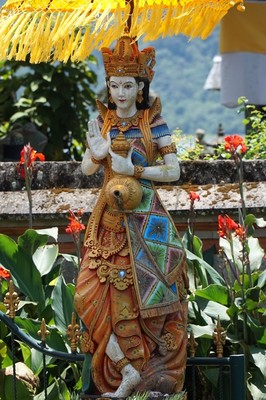 デウィ・ダヌ Dewi Danu