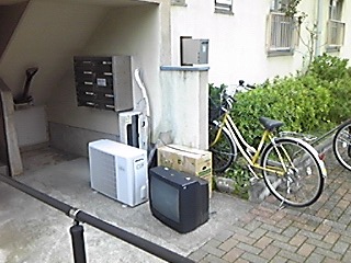 団地のエアコン回収 