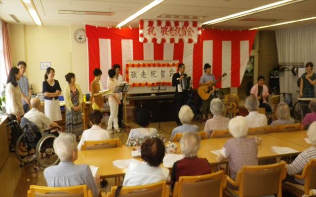 今日も先週に続いて午前と午後の二カ所掛け持ちの忙しい土曜日でした。