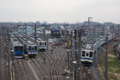 東武野田線３世代+8157F