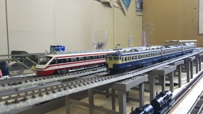 りょうもう号と115系
