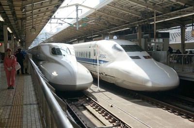 N700系と700系