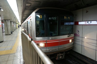 丸ノ内線02系