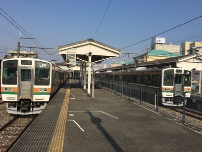 211系のA10編成とA2編成