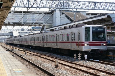 東武20000系