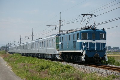 メトロ13000系甲種輸送