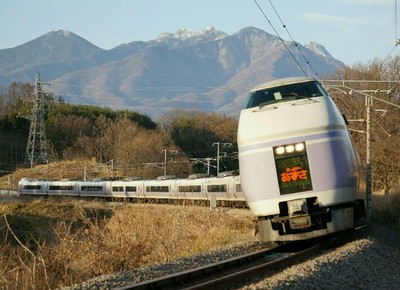 特急スーパーあずさ号