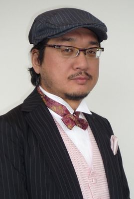やくみつる