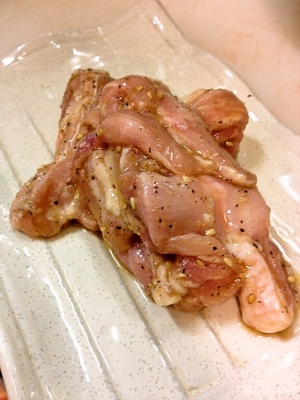 地鶏くび塩焼き￥600